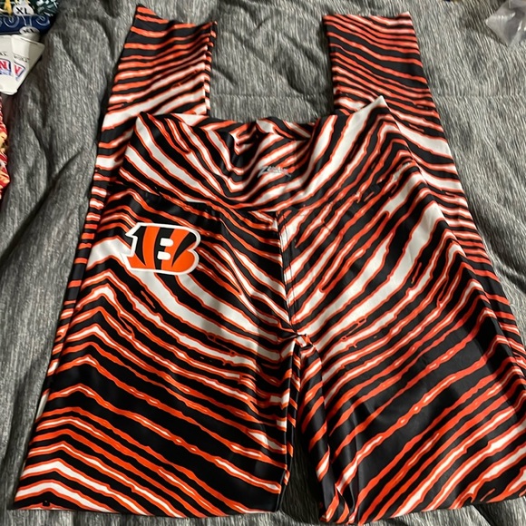Bengals - Picture 1 of 2